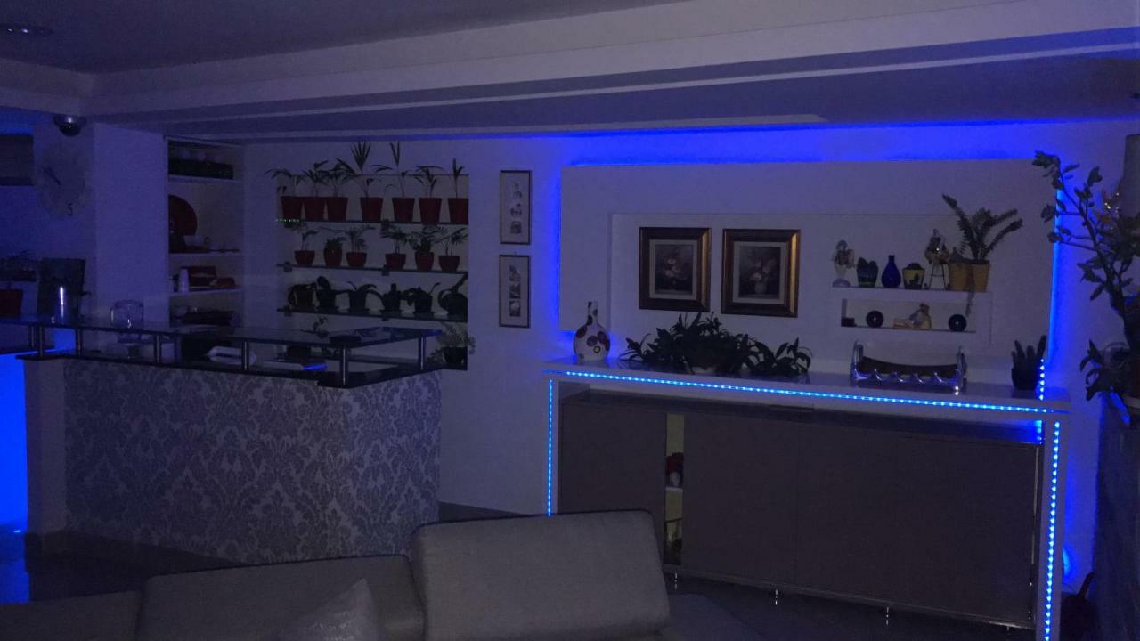 Apartament Ozana Apartament Konstanca Zewnętrze zdjęcie